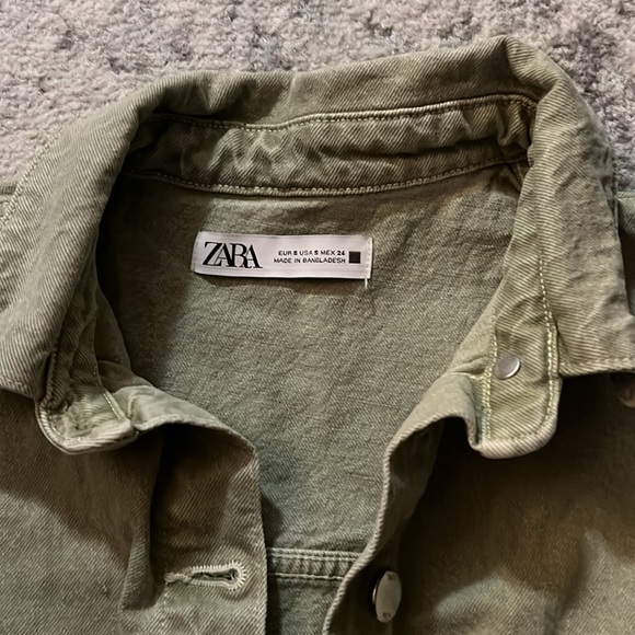 zara green jean romper in perfect condition - Picture 2 of 3
